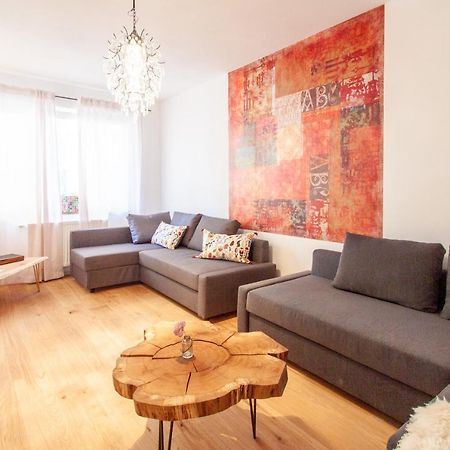 Modern & Spacious Apartment For Up To 8 Persons Вюрцбург Екстериор снимка