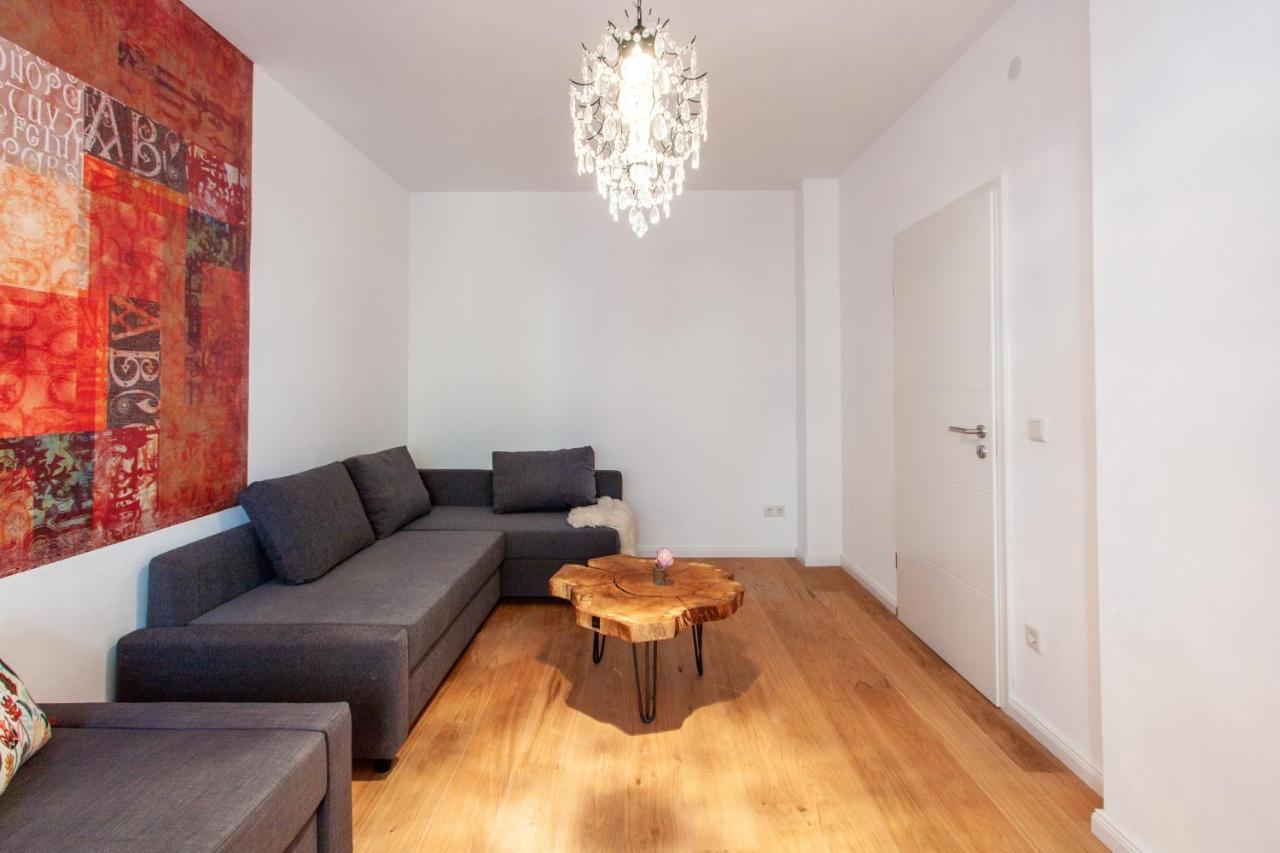 Modern & Spacious Apartment For Up To 8 Persons Вюрцбург Екстериор снимка